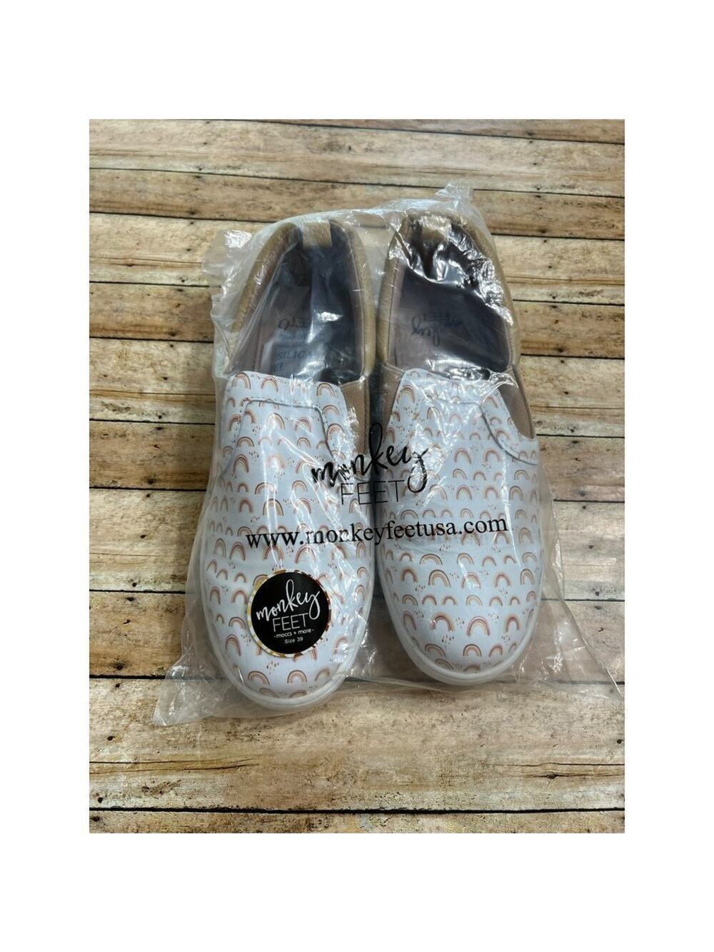 Monkey Feet Women's Tan Rainbow Slides Size 39 (Size 8) NWT
